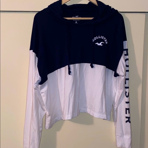 Crop Top - Picture 1 of 4